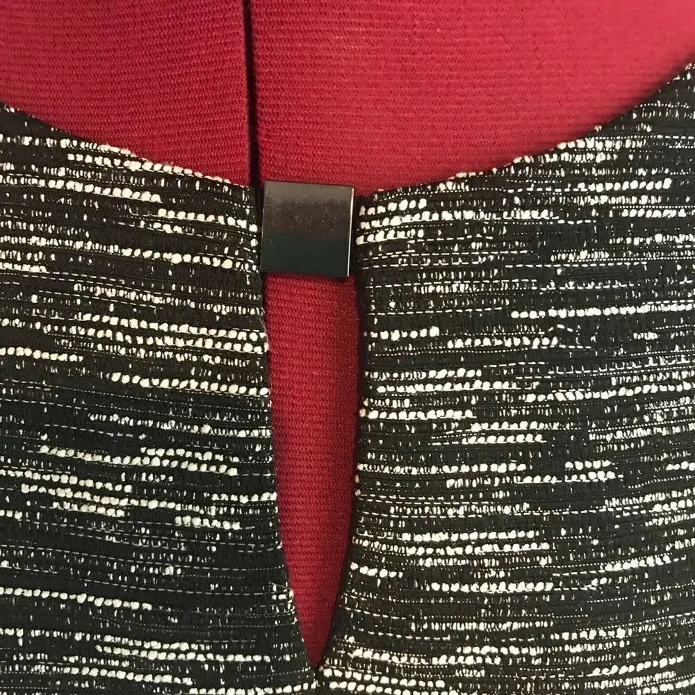 Tahari ASL Sheath Dress Size 12P Black/White/Silver Cap Sleeves Exposed Back Zip - Picture 6 of 7